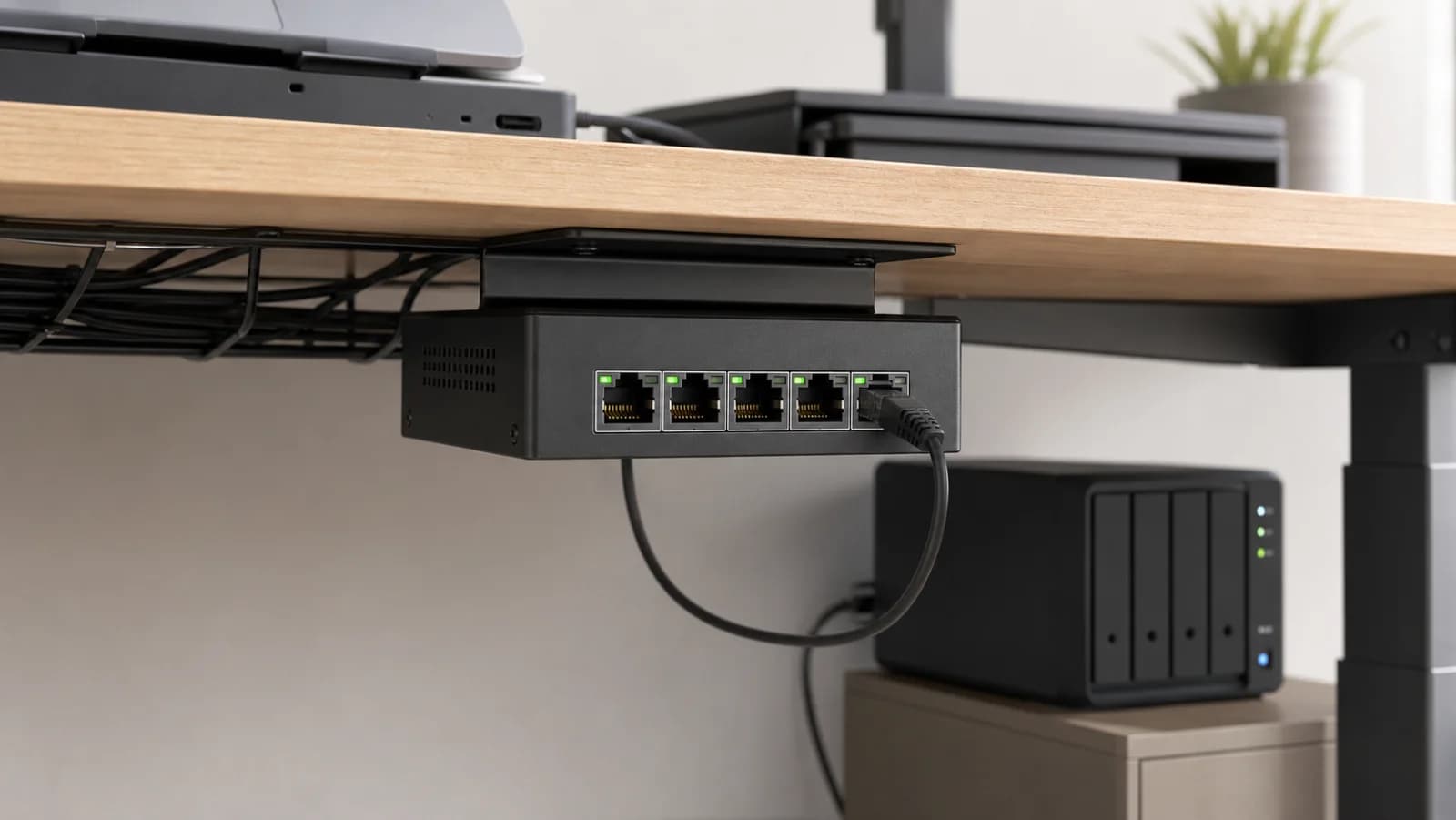 NETGEAR MS305 5-Port 2.5G Unmanaged Switch